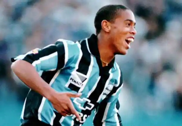 足球报：王钰栋、刘诚宇可提升攻击力，U23亚洲杯中澳之战是关键.